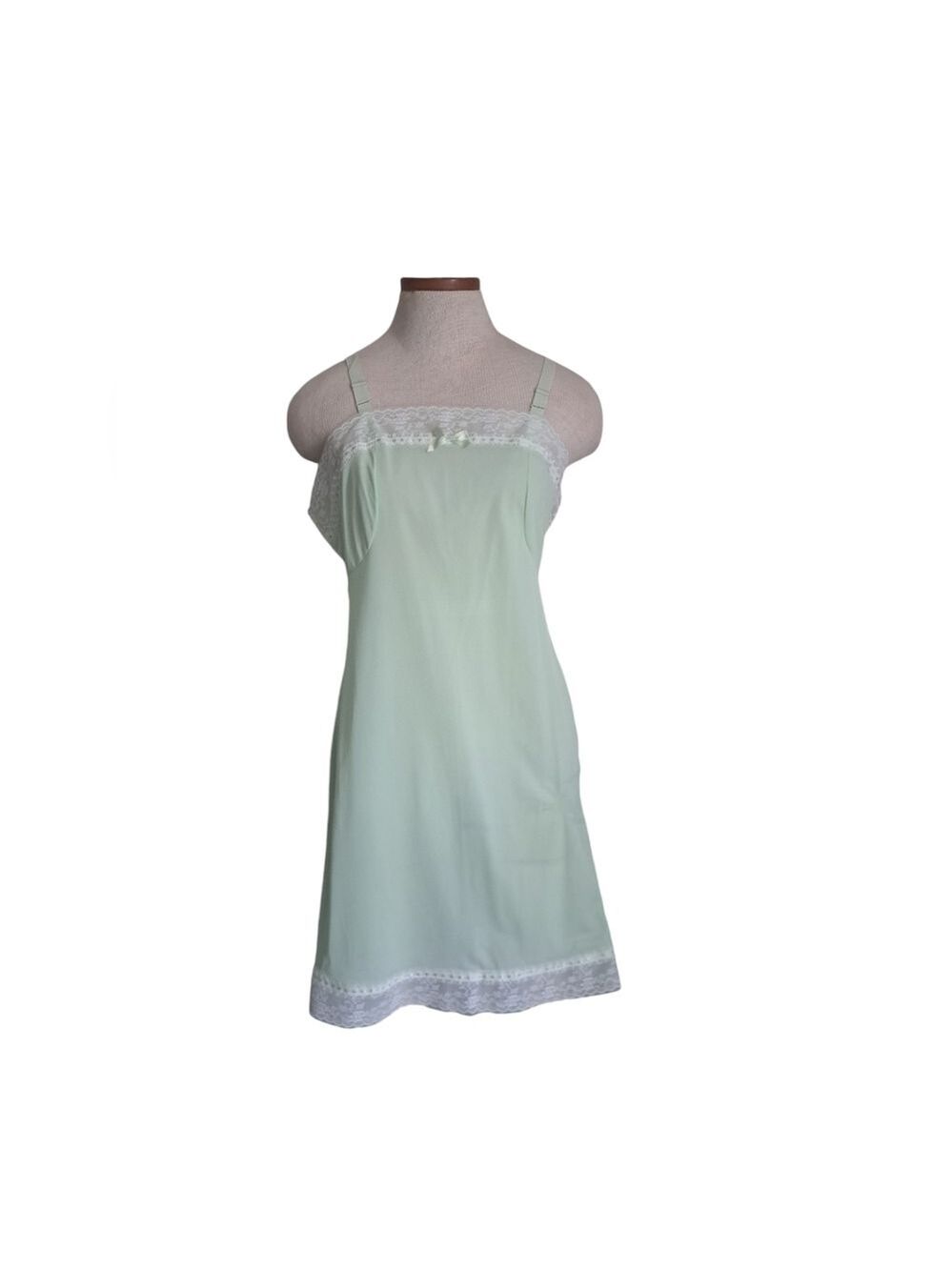 VTG BEELINE USA mint green full slip NYLON lace 36 Short coastal glam *Flaw*